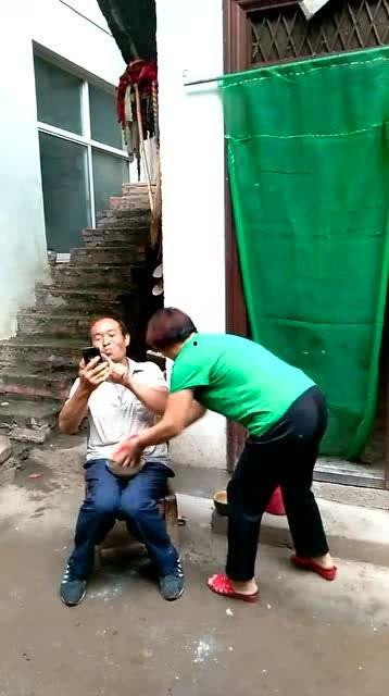 边听歌边吃瓜视频,解锁娱乐新姿势