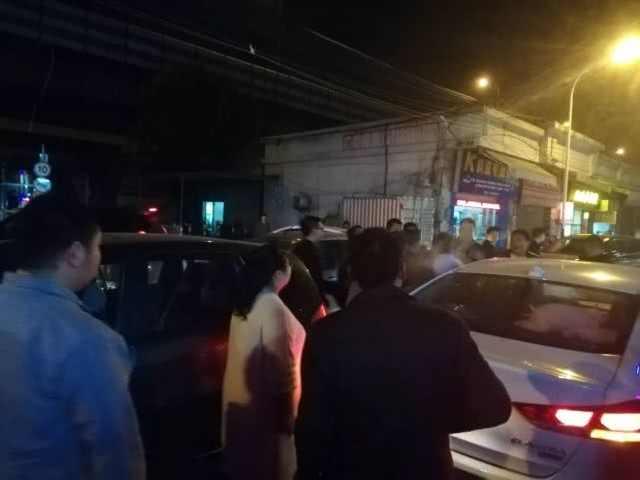 女人开车吃瓜视频,女性驾驶者的独特风采